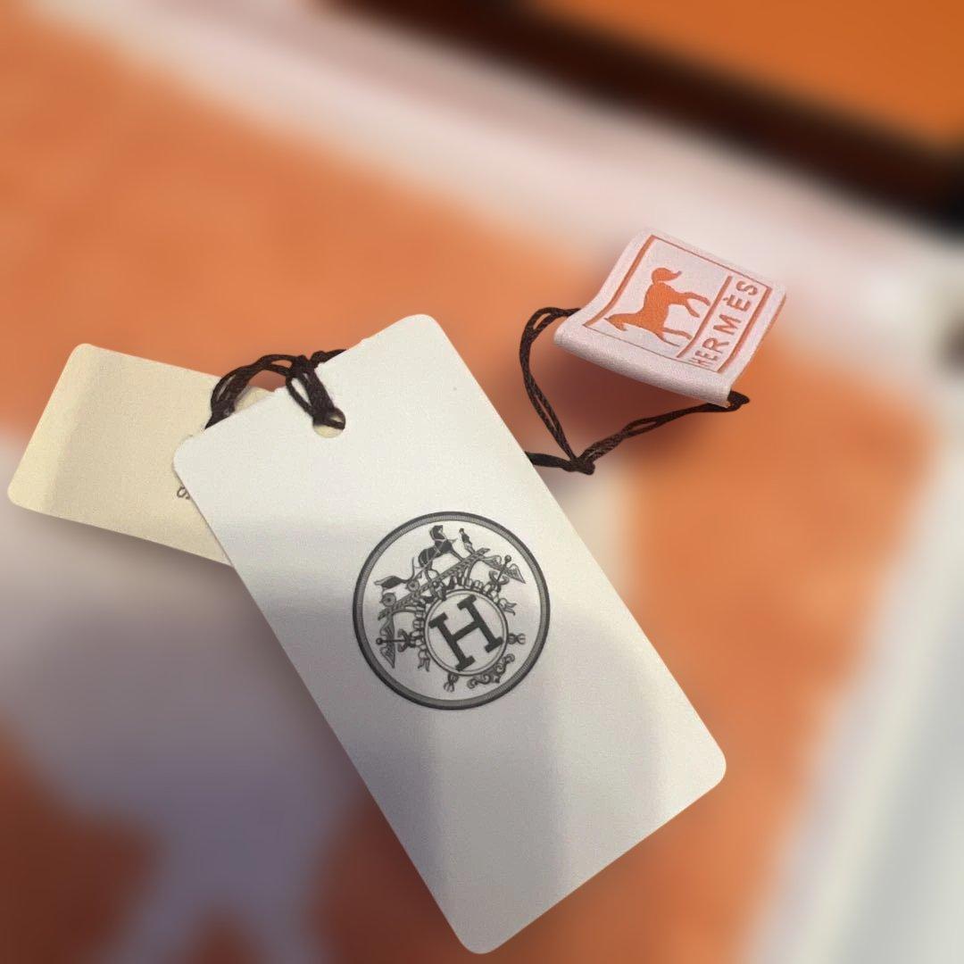 ぶ*ま様 新品 エルメス ハンカチ HERMES 馬刺繍 箱入り 正規品