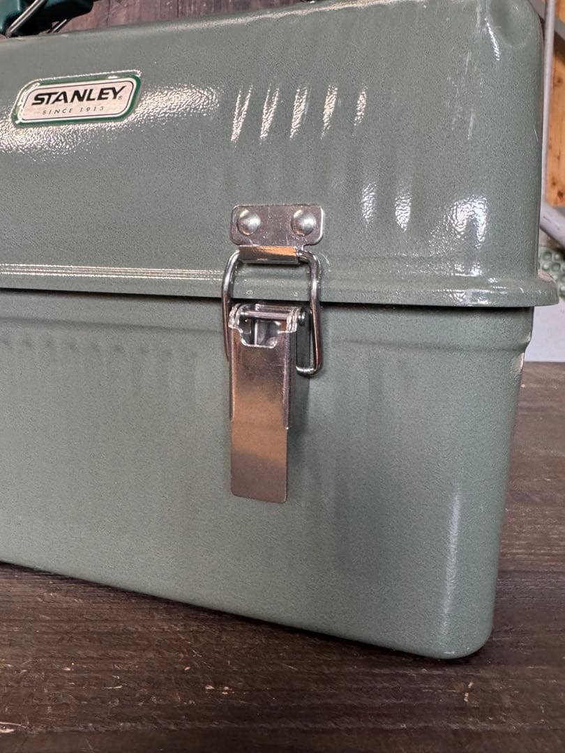 【正規品　新品】STANLEY スタンレー　ランチボックス 9.4L カーキ