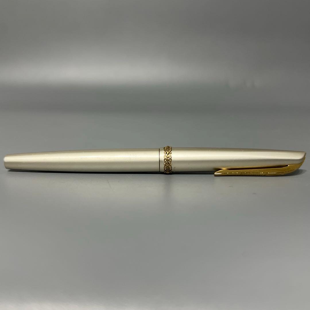 PLATINUM プラチナ　18K セーラー　万年筆