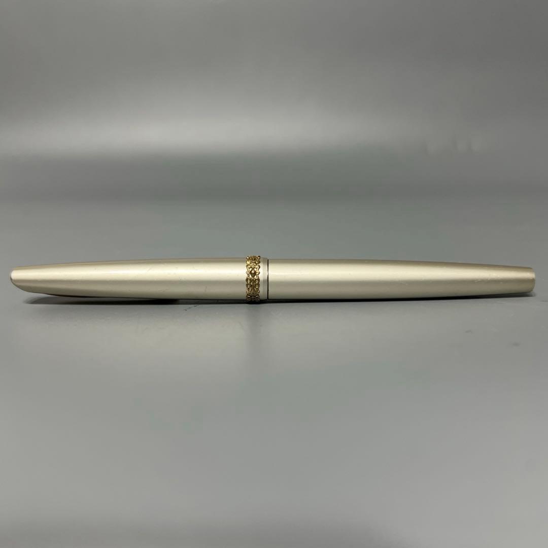 PLATINUM プラチナ　18K セーラー　万年筆