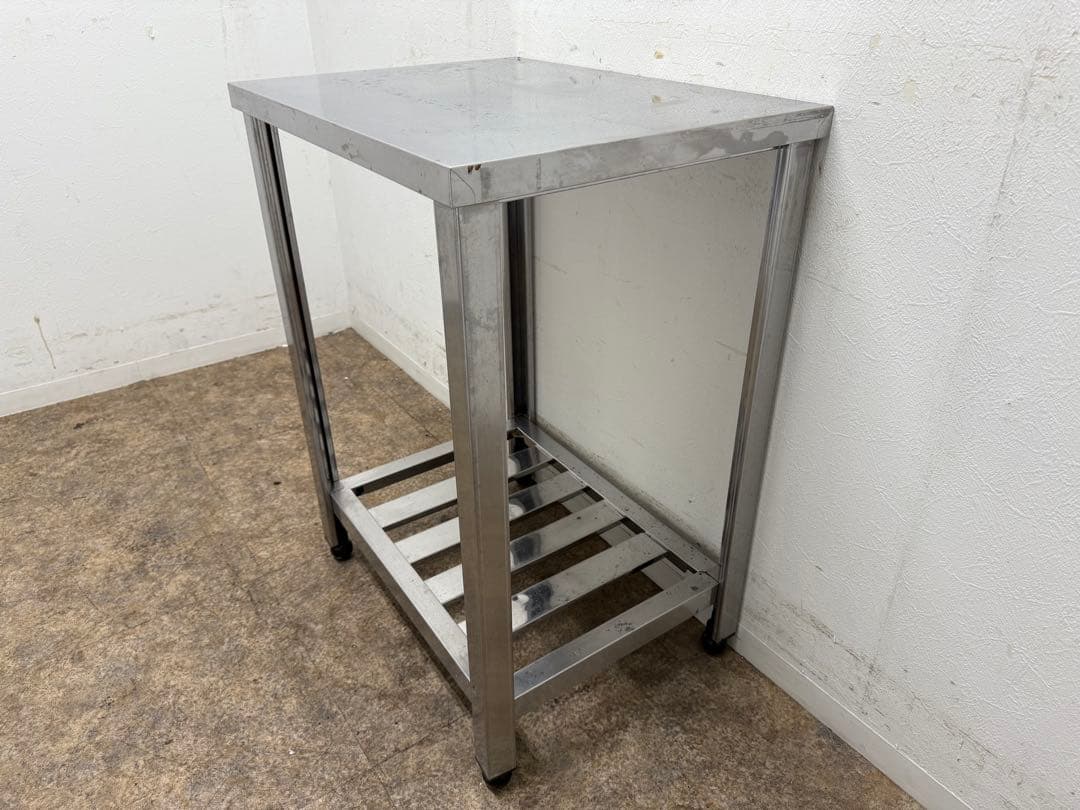 ステンレス　業務用　作業台　厨房　飲食店　W６００ｘD4５０ｘH８００ｍｍ