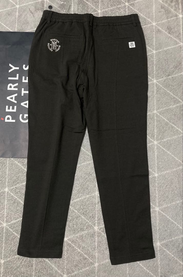新品 パーリーゲイツ マスターバニー レーヨン裏毛ストレッチパンツ(6) LL
