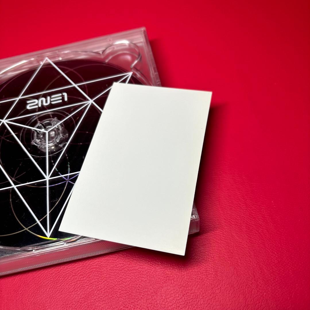 【輸入版】2NE1 CRUSH CD ボム トレカ付き