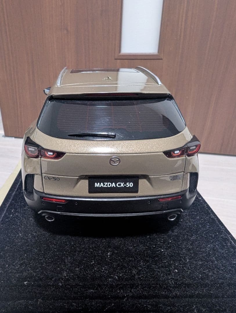 MAZDA CX-50 1/18ミニカー