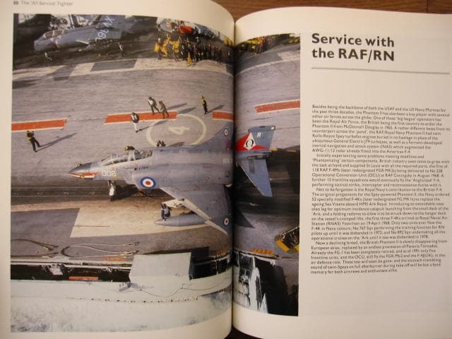 洋書 F-4 Phantom II / Tony Holmes