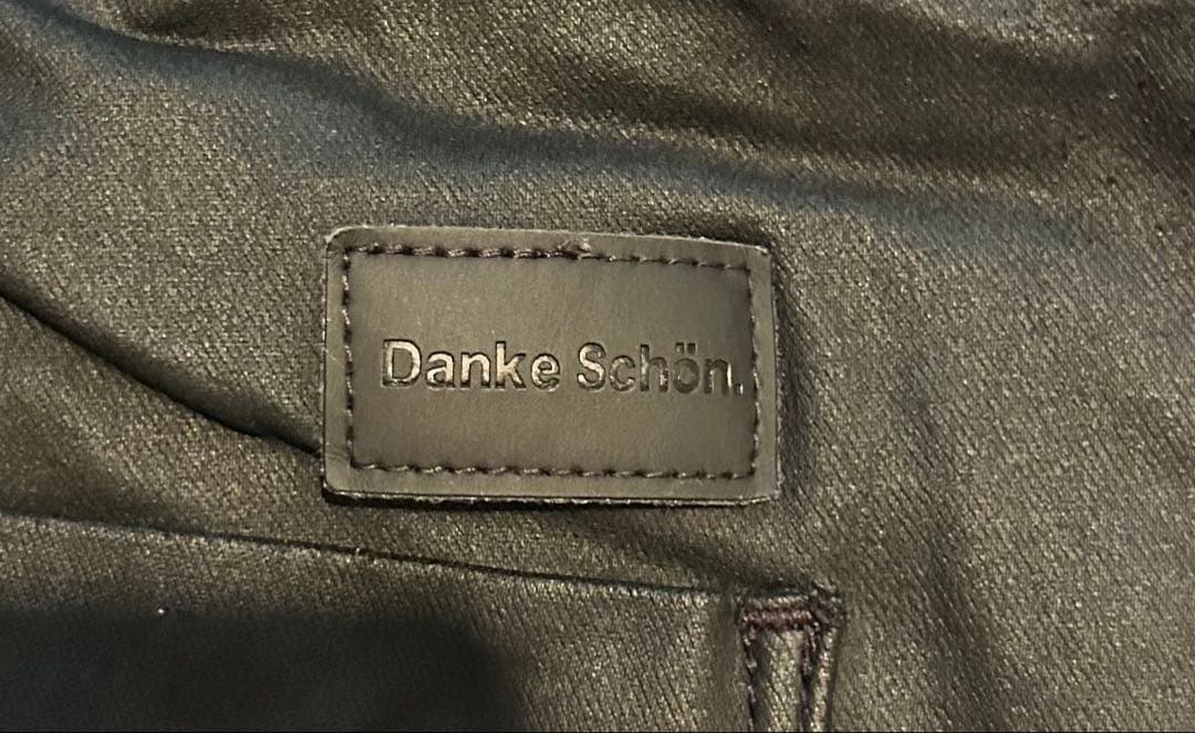 Danke Schön ブラックカーゴパンツ