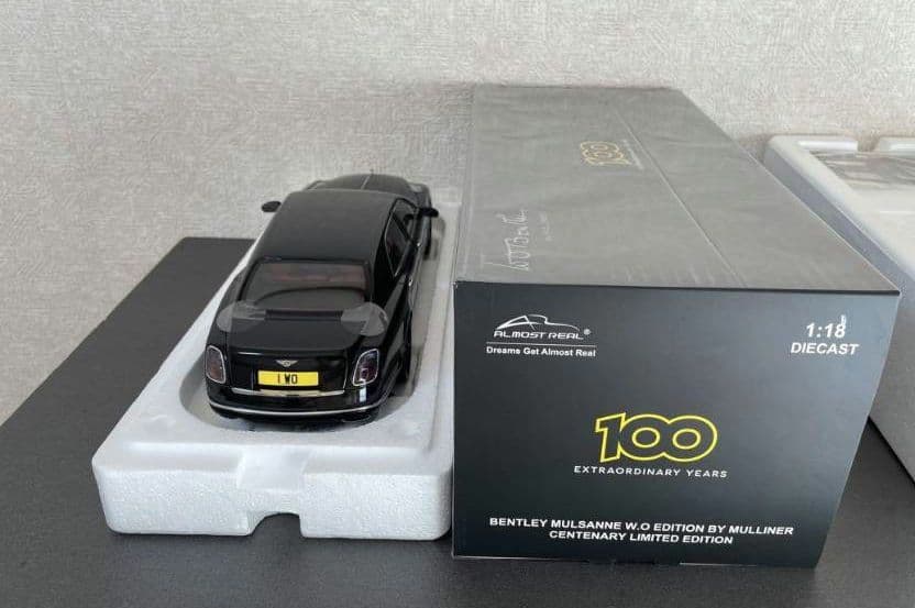 み*か様 Almost Real 1/18 ベントレー ミュルザンヌ 100周年