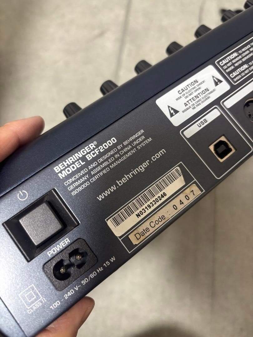 BEHRINGER BCF2000 USB/MIDI 全ボタン反応確認済