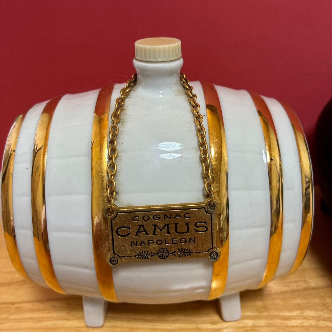 お得セット 未開栓　COGNAC CAMUS NAPOLEON　樽型ボトル2点
