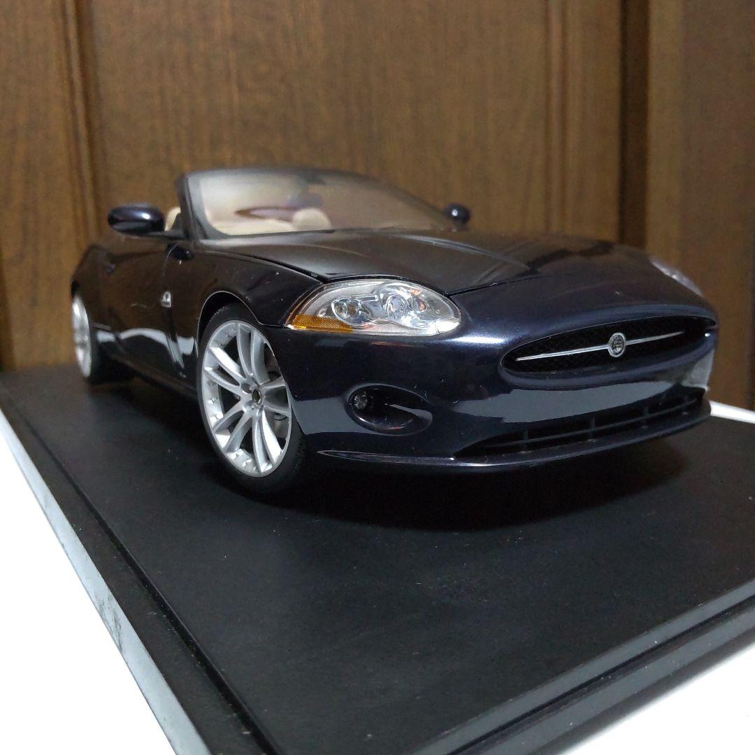 ジャガー XK コンバーチブル 2006 1/18 オートアート