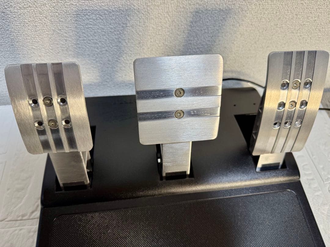 ほぼ未使用T-GT II Thrustmaster国内正規品 動作確認済 PS5