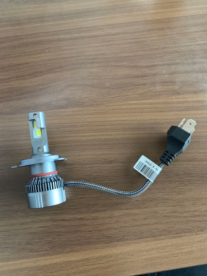 【新品未使用品】fcl. LEDヘッドライト H4 ホワイト2個セット