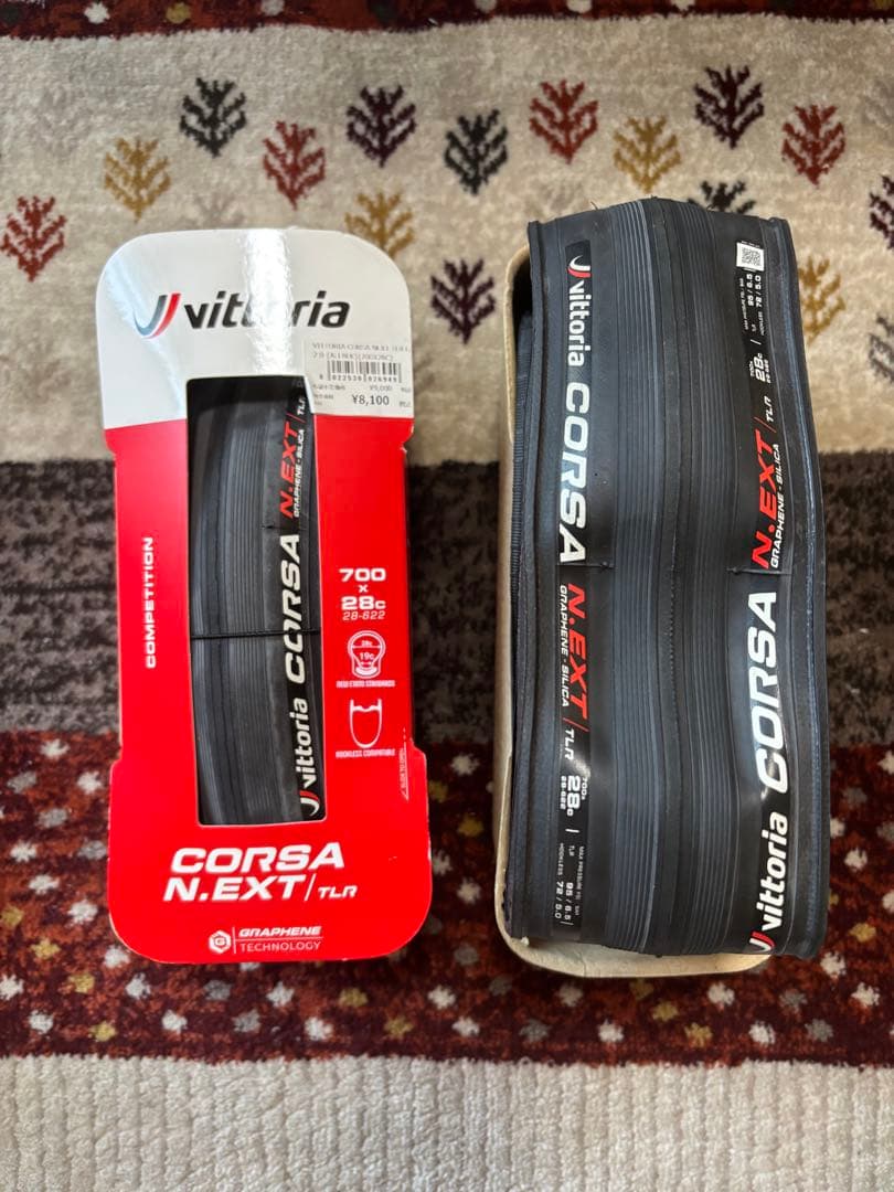 Vittoria Corsa NEXT 28C TLR コルサ 2本セット
