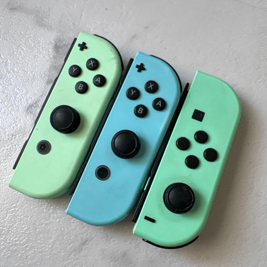 ミントグリーンとライトブルーのNintendo Switchおまけ付き送料無料