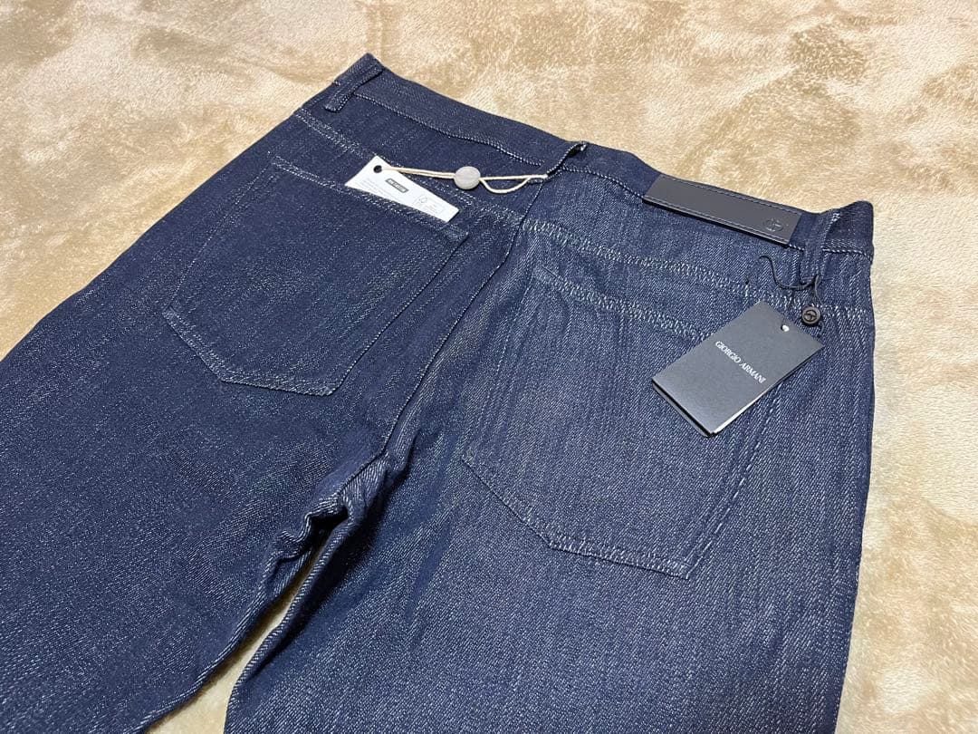 ★新品・未使用★ジョルジオアルマーニ　デニムパンツ
