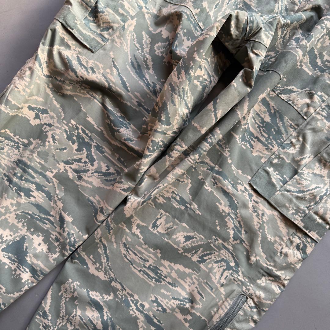 00s USAF 米軍 APECSゴアテックスパンツ タイガーデジタルカモ 古着