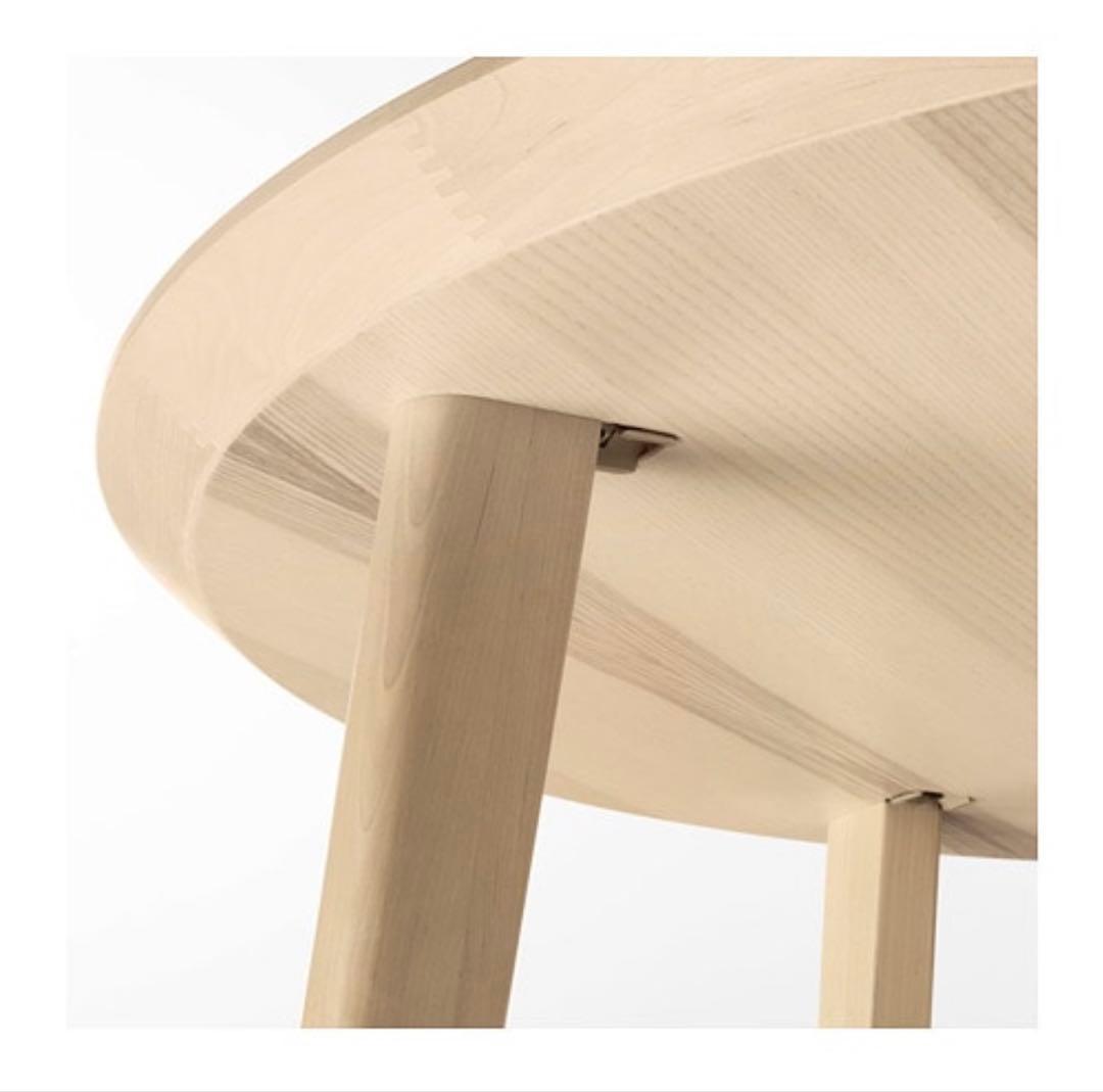 IKEA 円形木製ダイニングテーブル 105cm