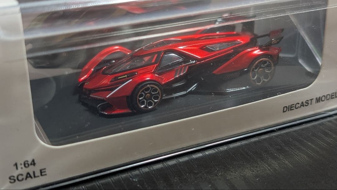 1/64 Lamborghini V12 Vision GT Red 赤