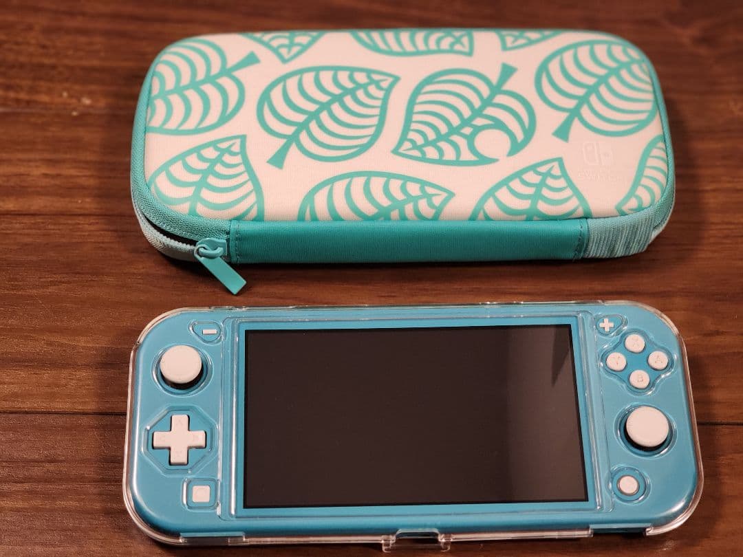 Switchライト　フィルム+ケース+カバーフルセット付き