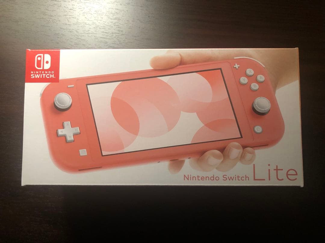 【新品未開封】NintendoSwitchライト　コーラル　極美品