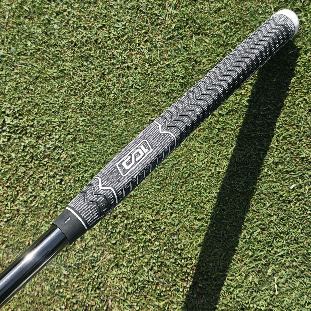 シェフラー使用34inch TaylorMade Spider TourXパター
