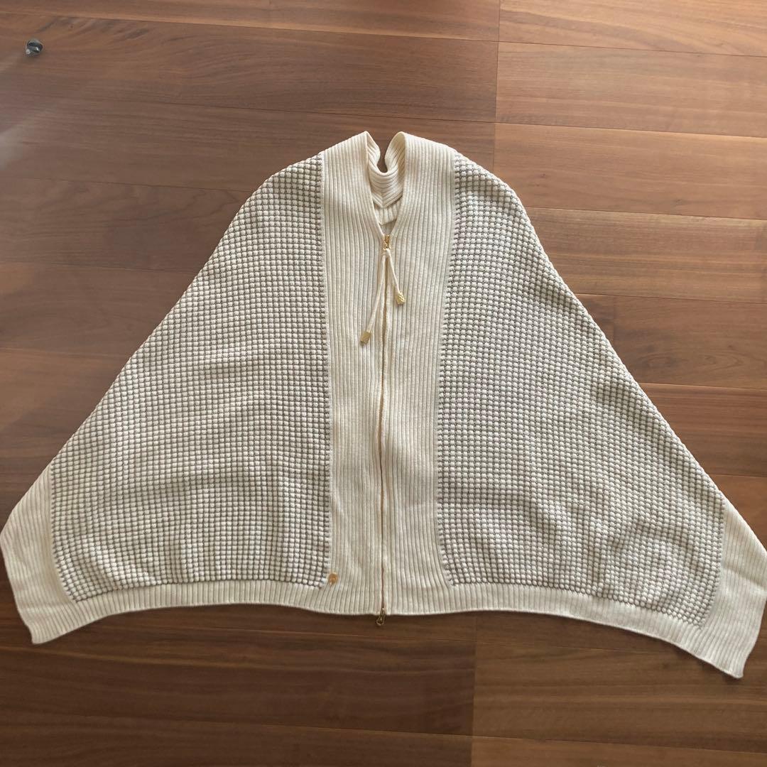 ESCADA リブニットポンチョ