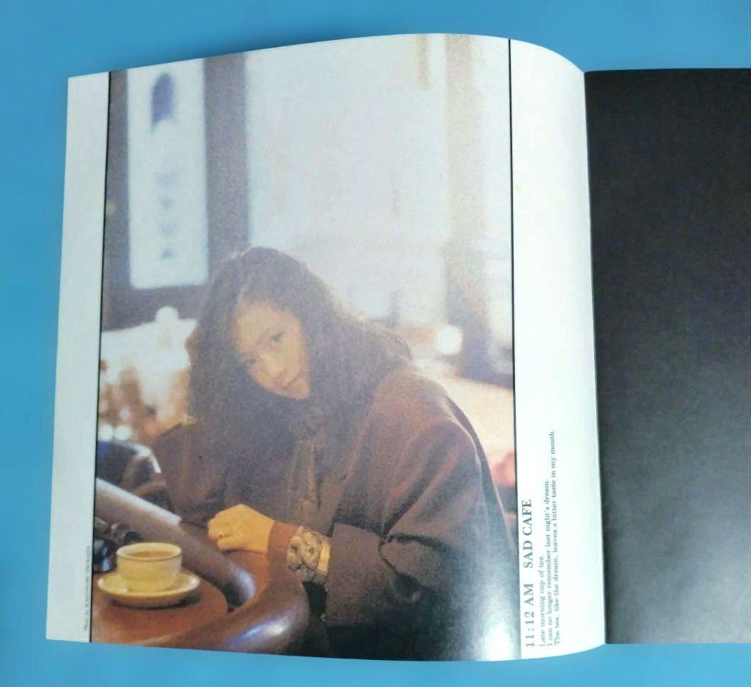 【yoheyasari】LPレコード　　中森明菜　／　クリムゾン、写真集付