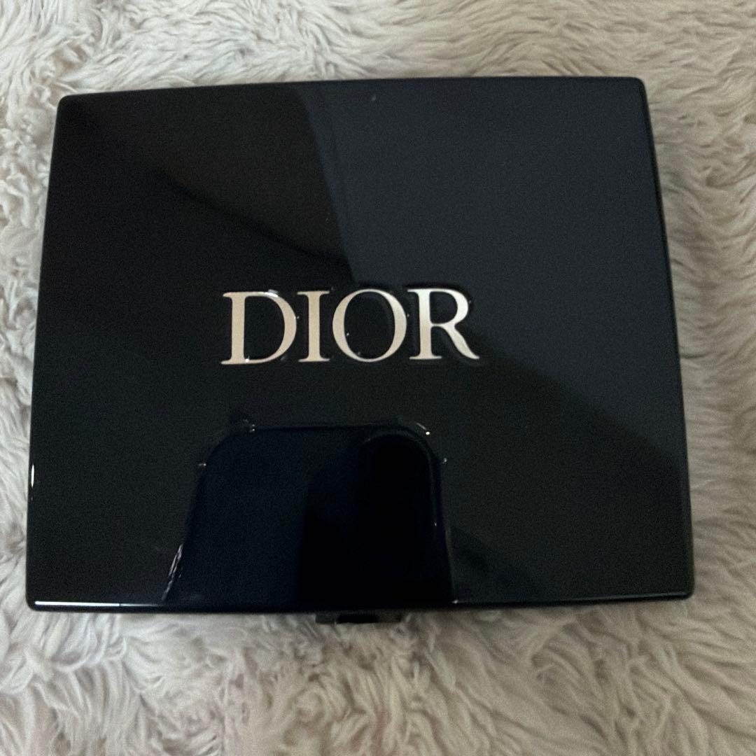 Dior アイシャドウ 限定品 865 サンククルール　2026春限定品