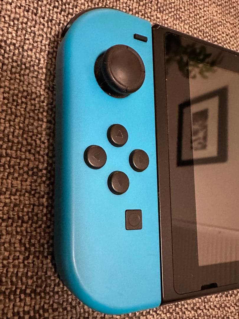 Nintendo Switch 本体 箱 付属品あり 送料込み