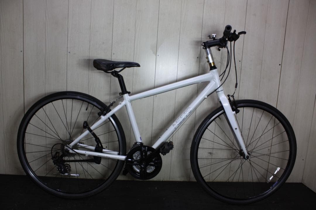 NESTO VACANZE 700C アルミ シマノ21速 420mm 白クロス