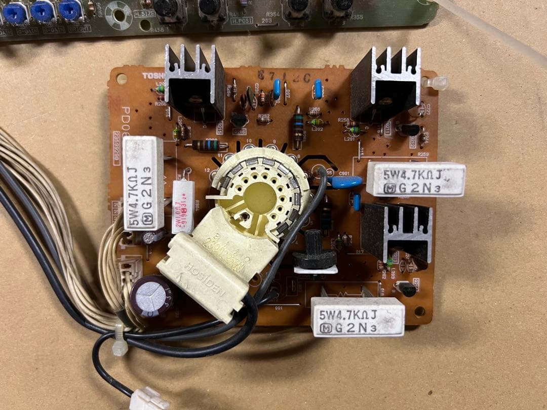 東芝　CRT基板　型番PD0613-1 ジャンク
