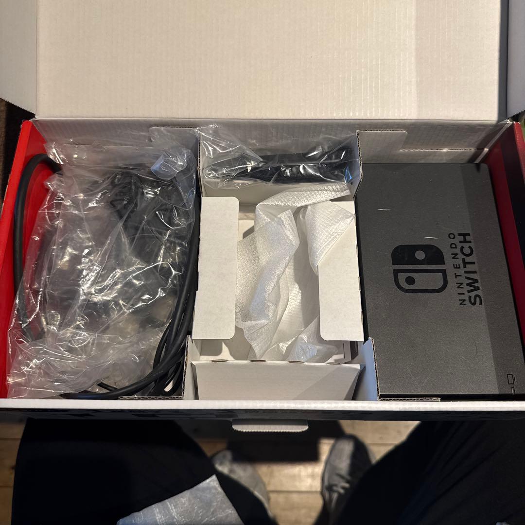 Nintendo Switch グレー マリオカート8付き