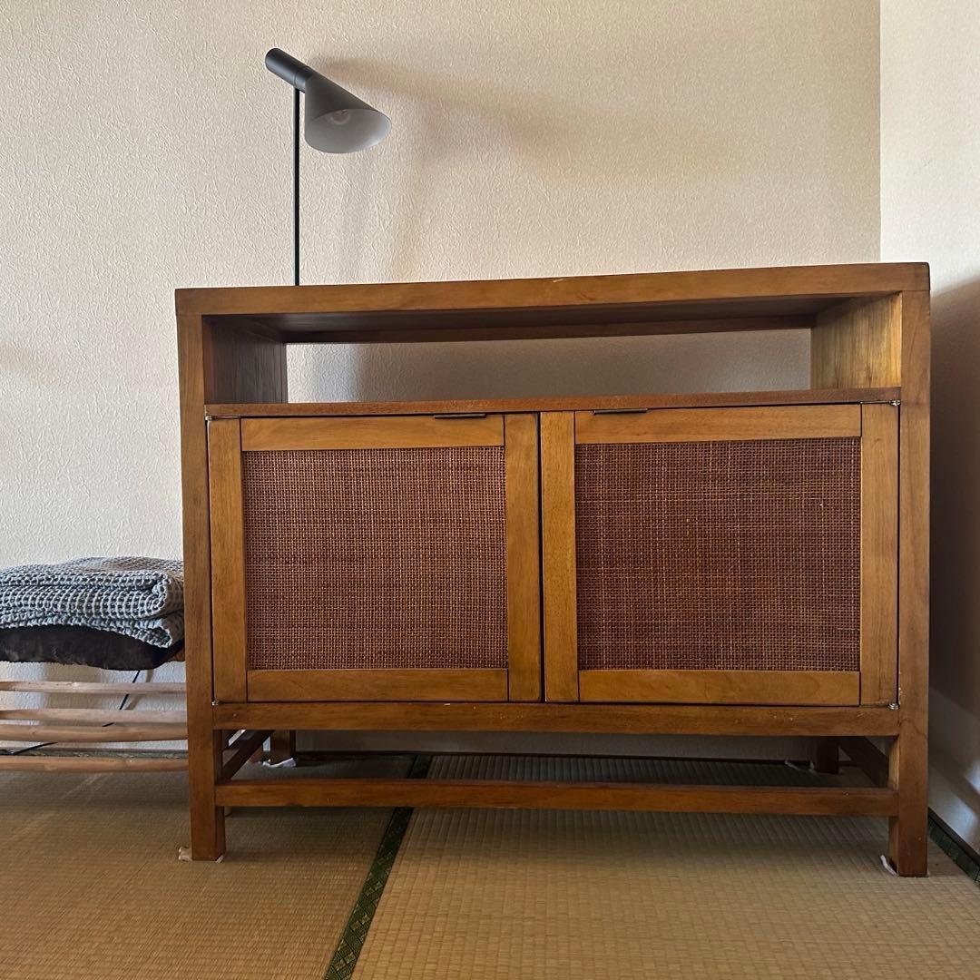ミッドセンチュリーデザイン サイドボード