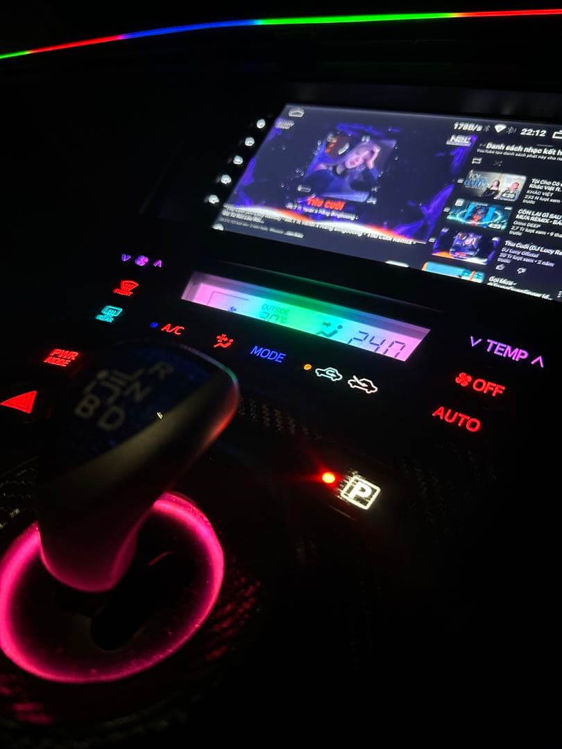 トヨタ 30プリウス　エアコンパネル2