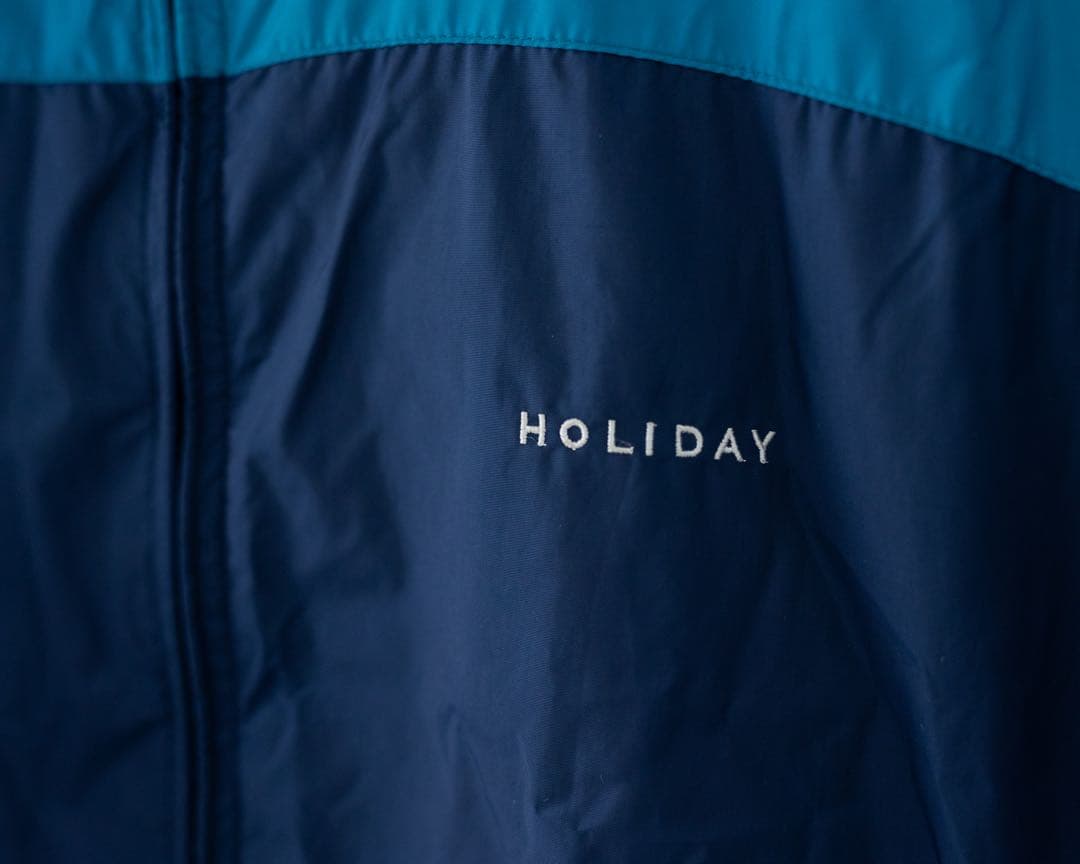 HOLIDAY WATERPROOF WIND DRESS ナイロンジャケット