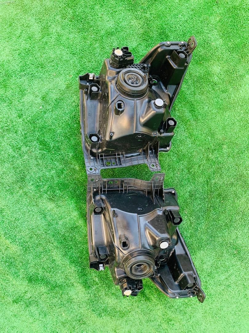 スズキ ワゴンR MH35S 左右ヘッドライト