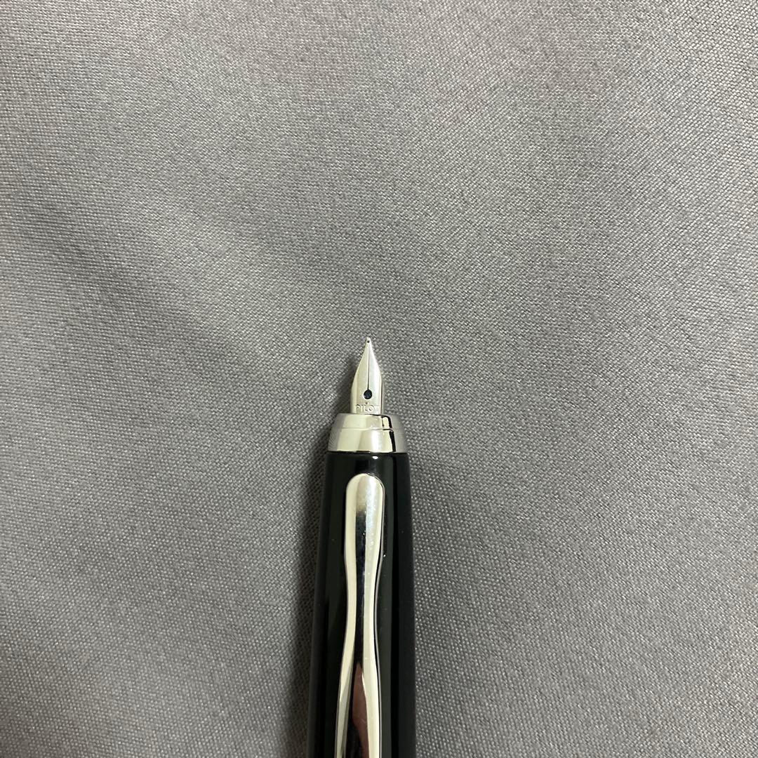 パイロット キャップレスフェルモ 18K ブラック細字（F）