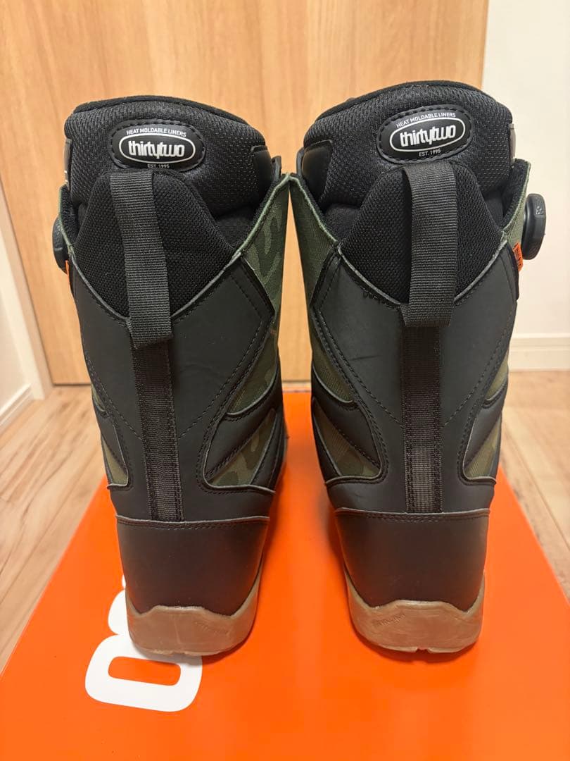 thirtytwo STW DOUBLE BOA スノーボードブーツ