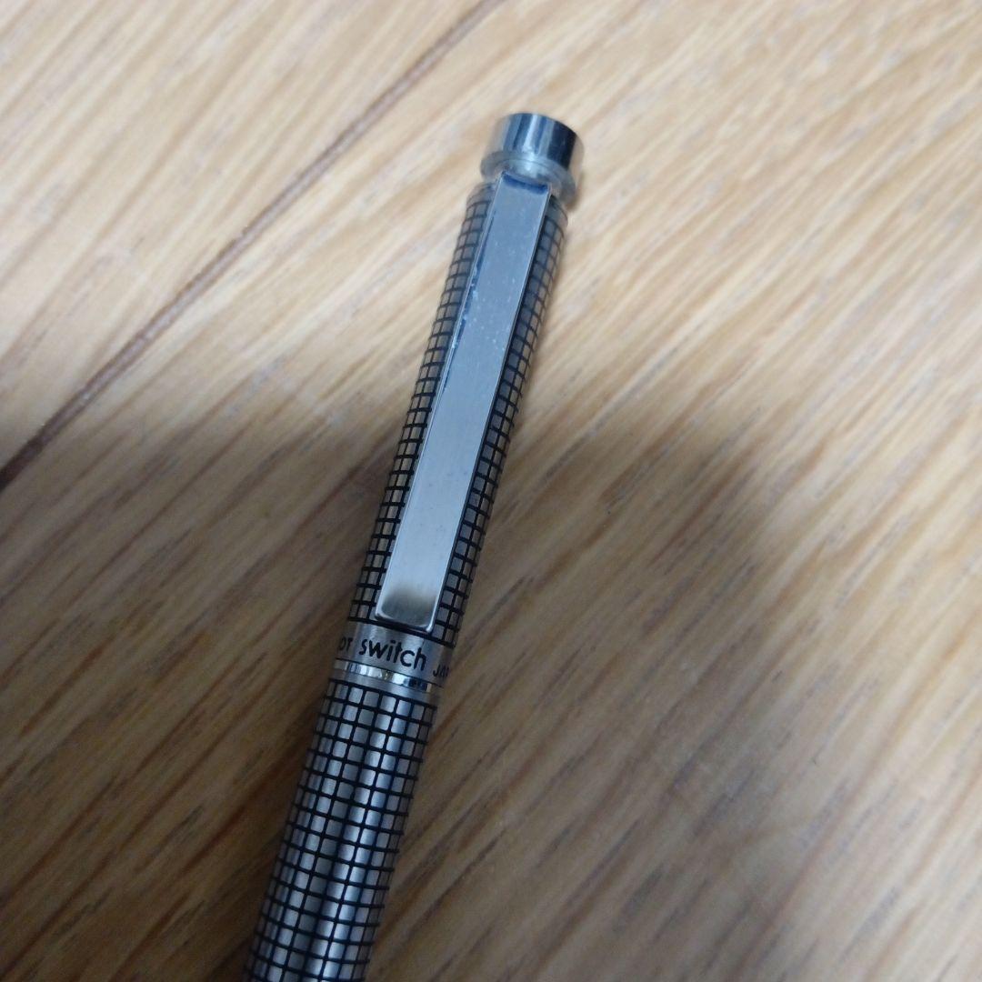 PILOT　switch
