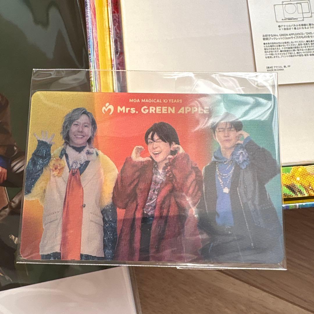 Mrs.Green Apple 10 箱とBlu-rayと一部グッズ