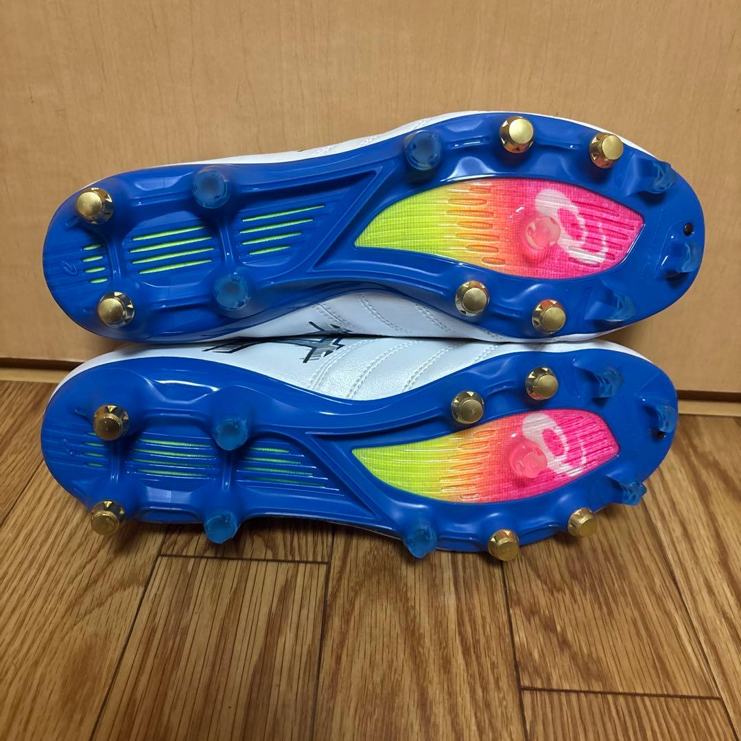 ASICS PRO2 サッカーシューズ ホワイト/ブルー 取り替え式(天然芝用)