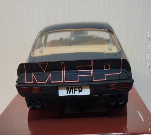 DDA 1/18 マッドマックス ナイトライダー HQモナーロ MFP