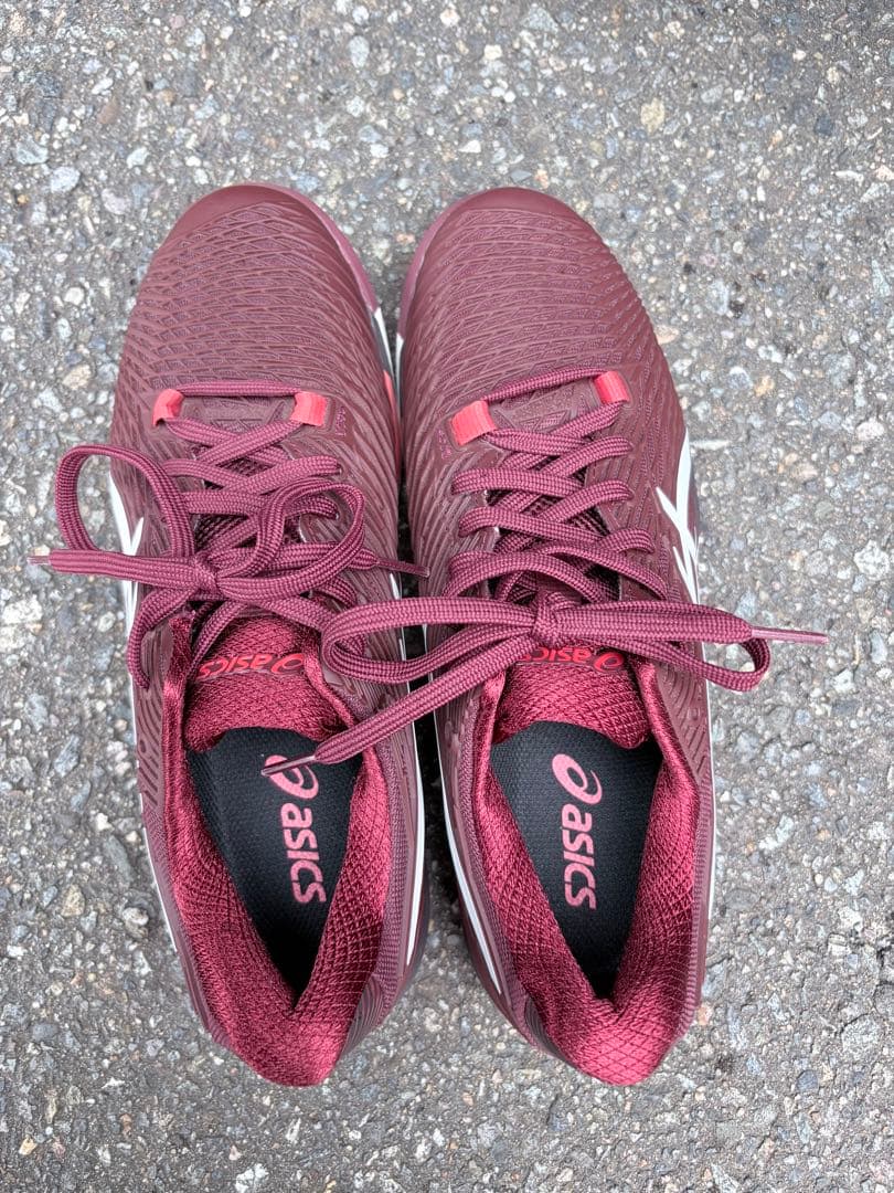 asics テニスシューズ バーガンディ 新しいタグ付き
