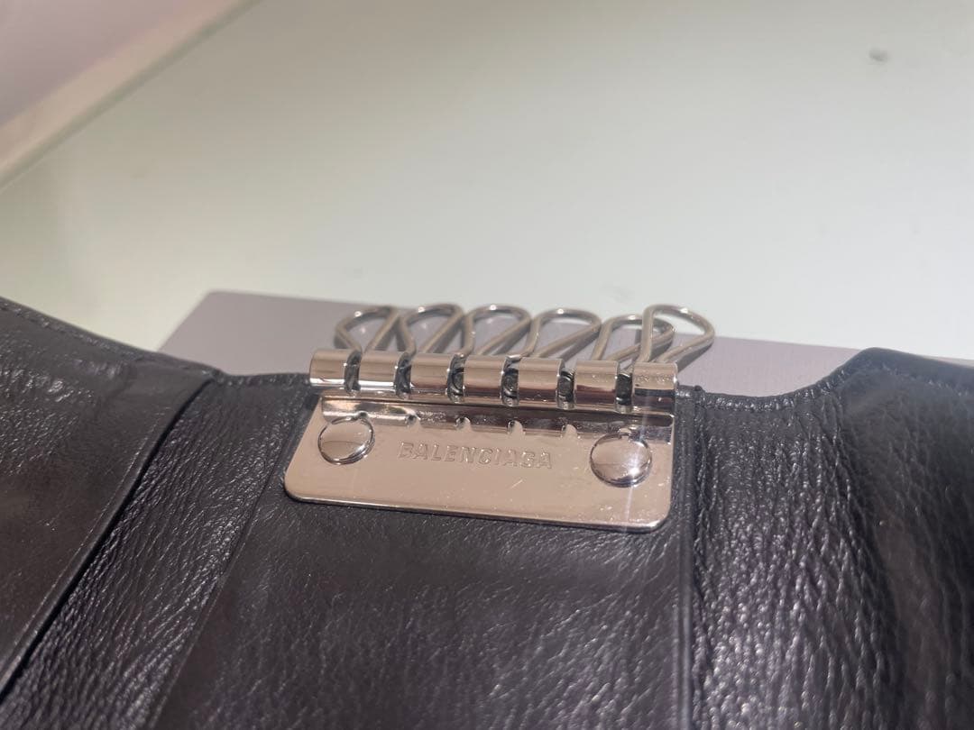 BALENCIAGA レザー キーケース ロゴ 6連フック キーリング付き