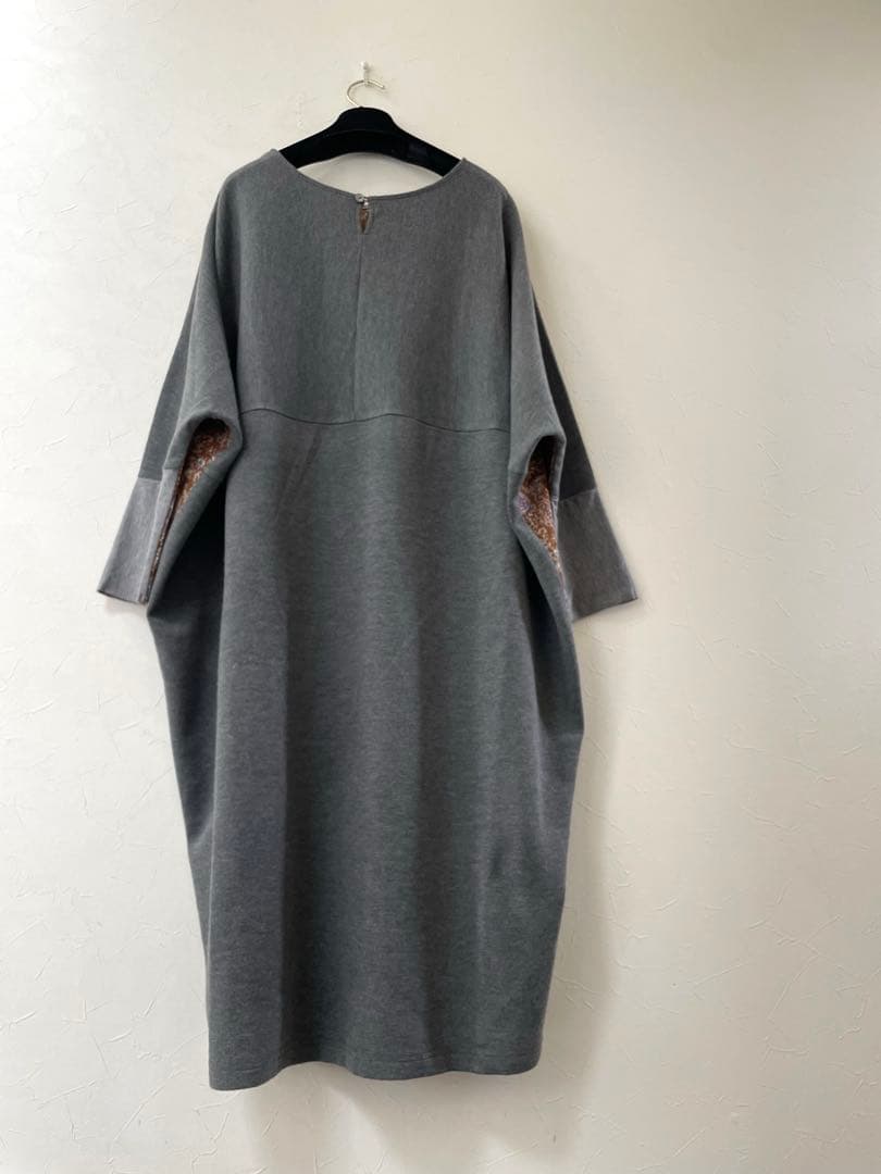ビアズリー　ペイズリーマルワンピース　定価16500円