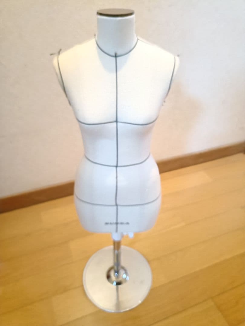 値下げ　文化服装学院　トルソー　１／２　中古品
