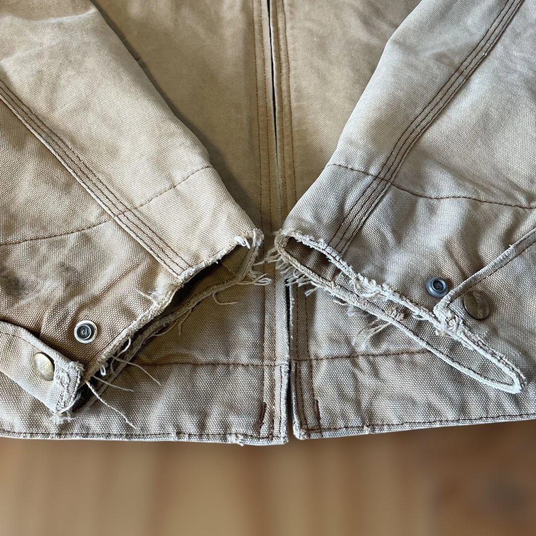 Carhartt Detroit jacket ベージュ
