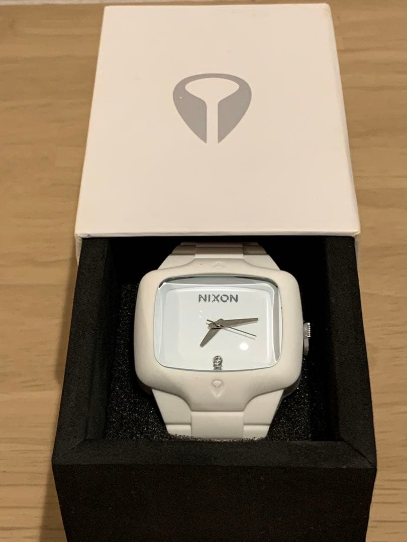 NIXON ニクソン THE RUBBER PLAYER ラバープレイヤー　白
