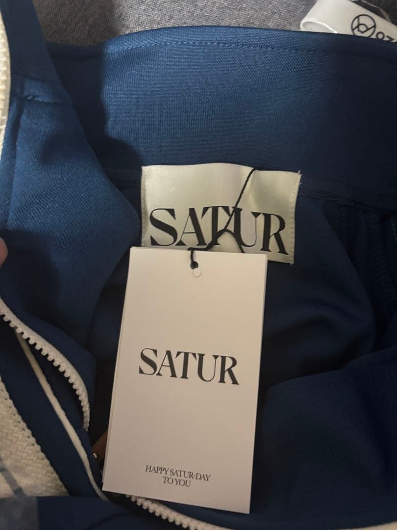 【新品タグ付き】韓国 SATUR セター トラックジャケット ブルー L
