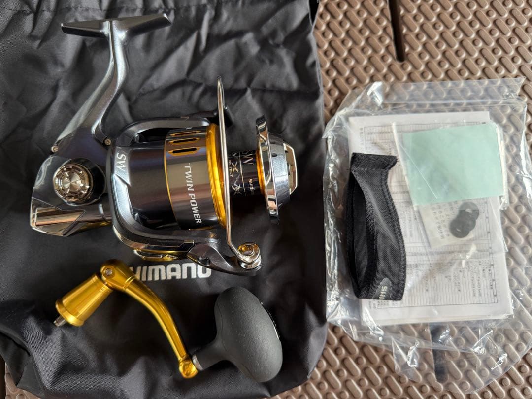 釣*き様 【未使用】SHIMANO スピニングリールTWINPOWER SW14
